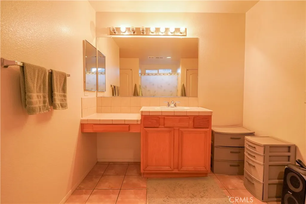 15133 Pasture, Victorville, California 92394 home-pic-40