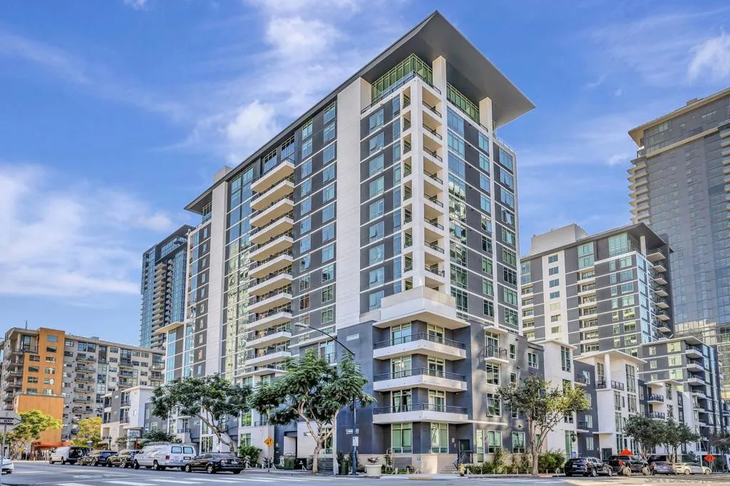 425 W W Beech St 1353, San Diego, California 92101 home-pic-0