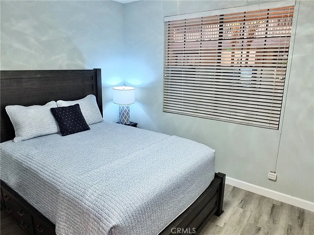 1655 Clark 124, Long Beach, California 90815 home-pic-20