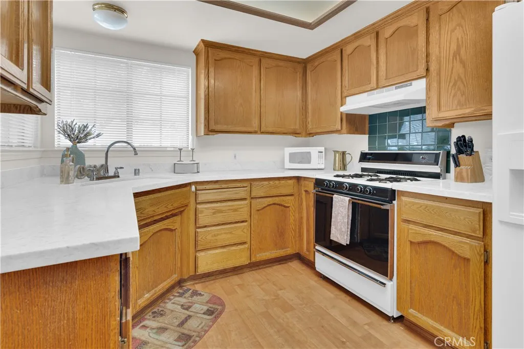 7025 Los Arboles, Atascadero, California 93422 home-pic-3