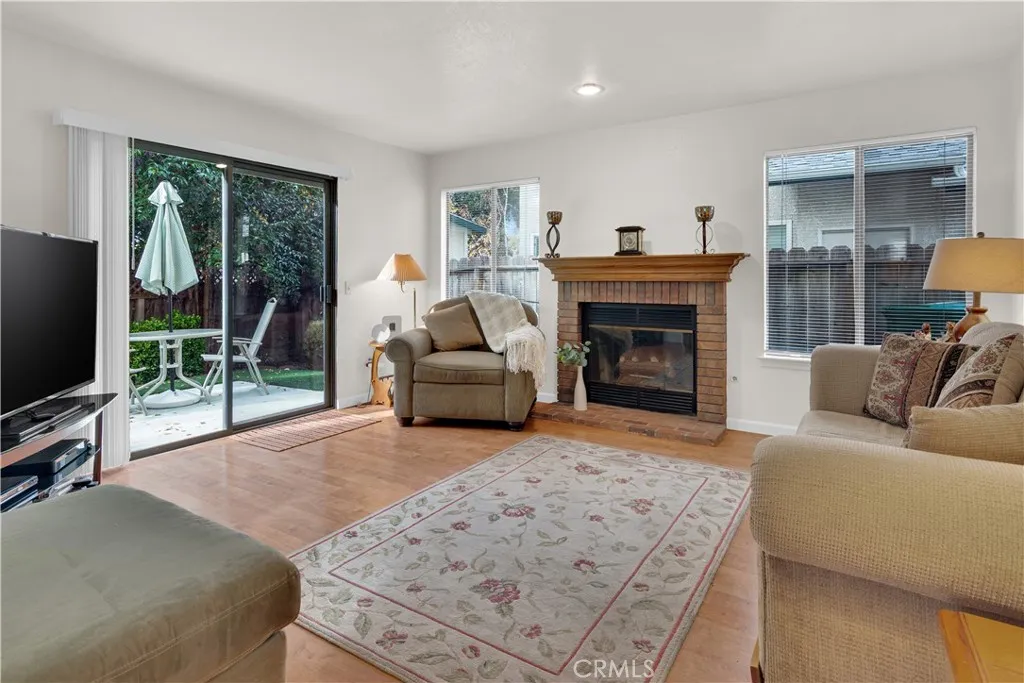 7025 Los Arboles, Atascadero, California 93422 home-pic-9