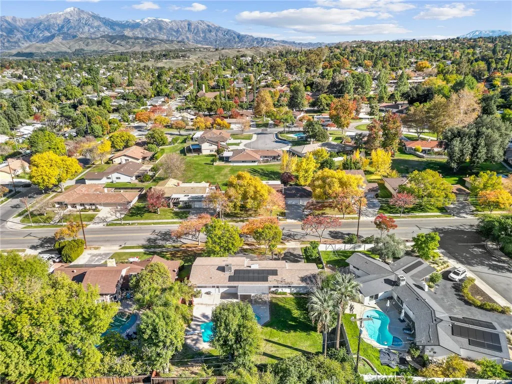 1514 Franklin, Redlands, California 92373 home-pic-7