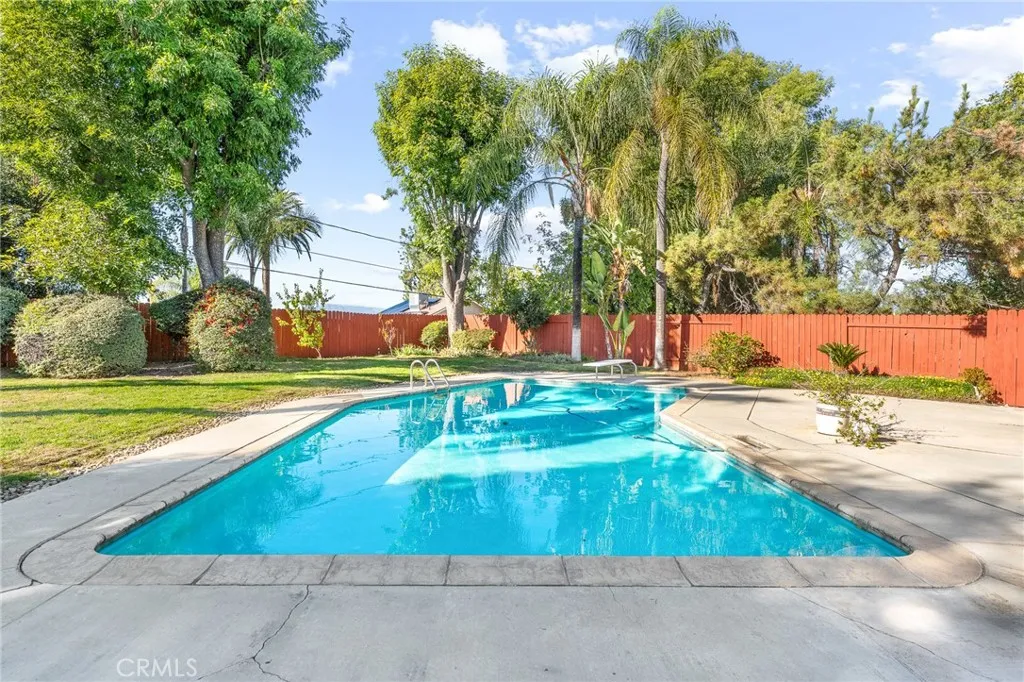1514 Franklin, Redlands, California 92373 home-pic-48