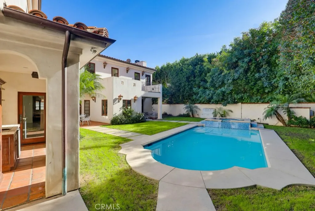 1805 Outpost Drive, Los Angeles, California 90068 home-pic-53