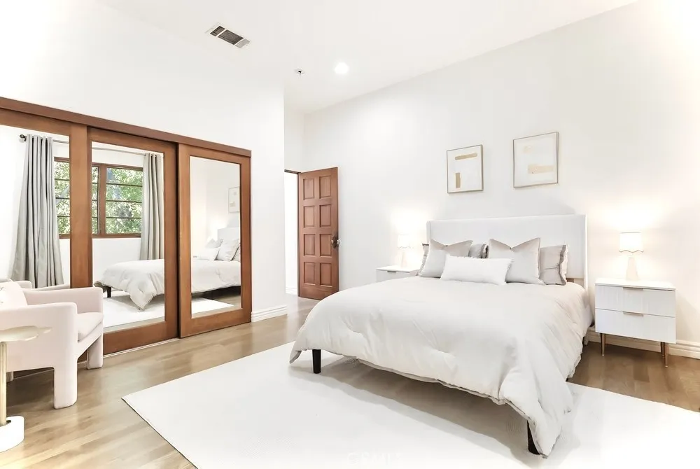 1805 Outpost Drive, Los Angeles, California 90068 home-pic-45