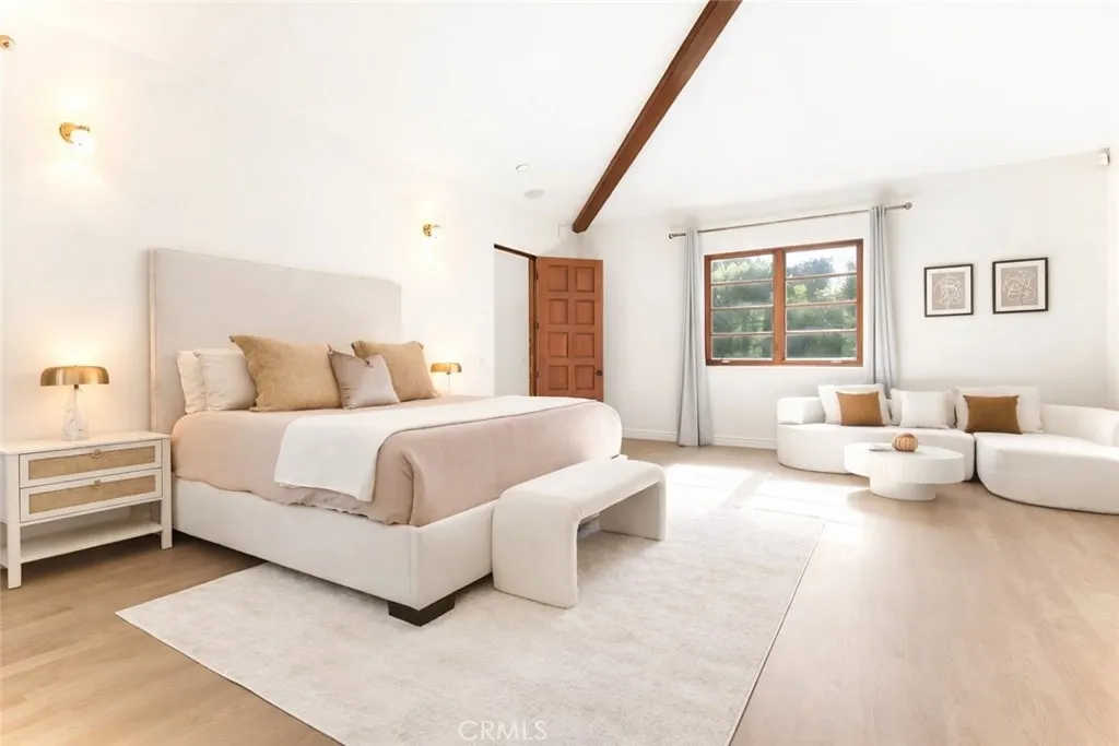 1805 Outpost Drive, Los Angeles, California 90068 home-pic-32
