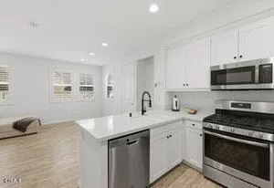 401 Castiano Street, Camarillo, California 93012 home-pic-3