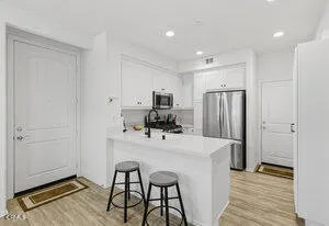 401 Castiano Street, Camarillo, California 93012 home-pic-5