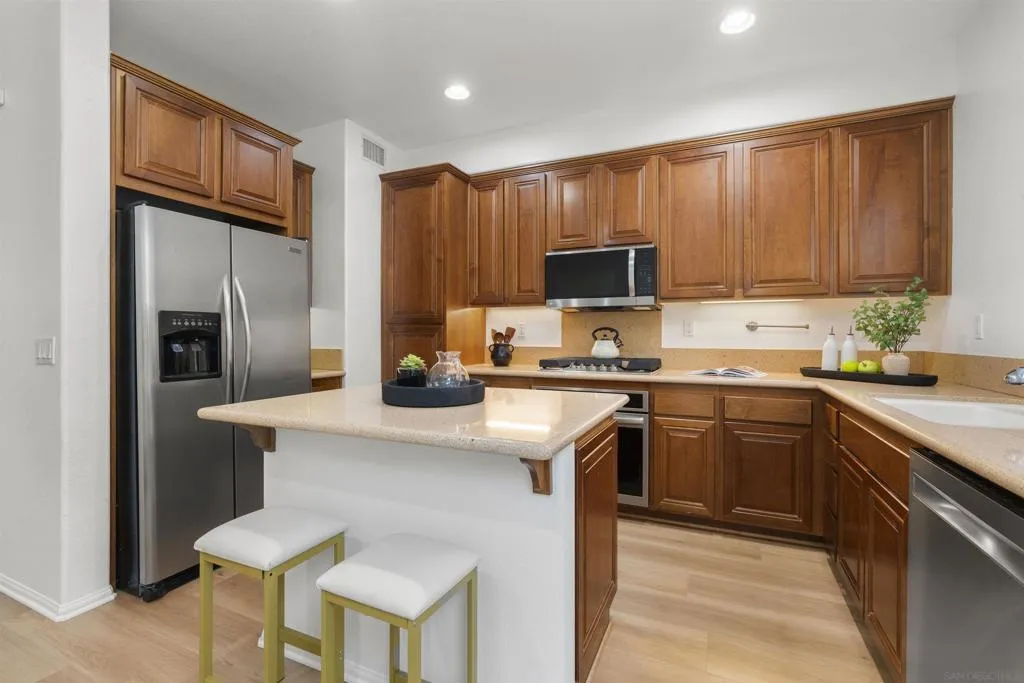 2517 Escala Circle, San Diego, California 92108 home-pic-15