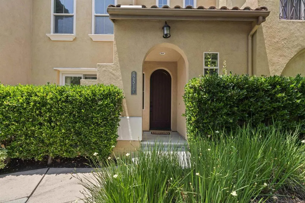 2517 Escala Circle, San Diego, California 92108 home-pic-3