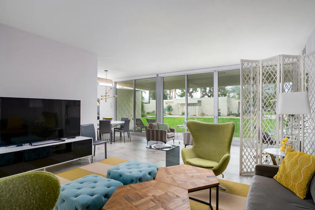 70 Lakeview Drive, Palm Springs, California 92264 home-pic-6
