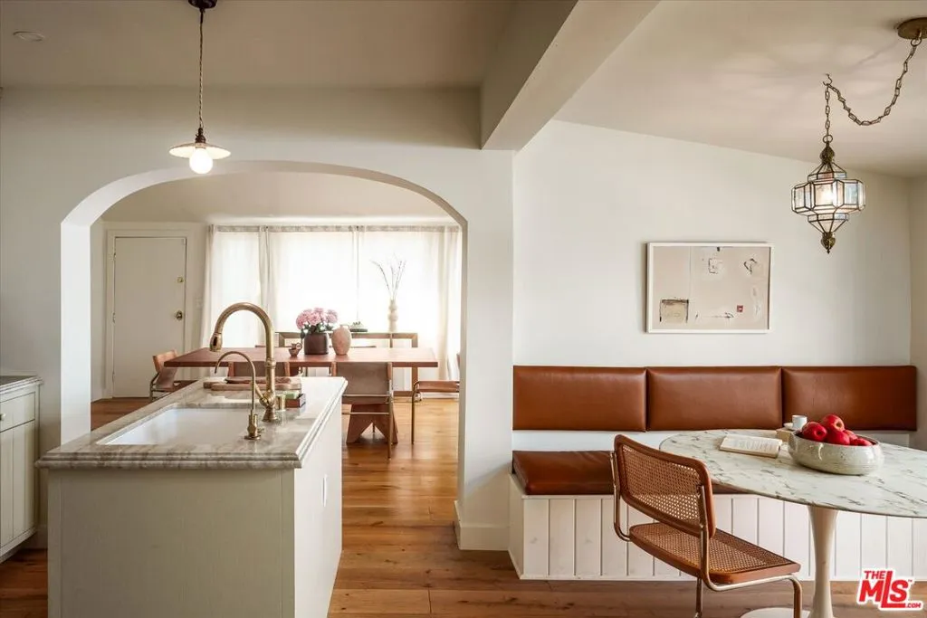 1410 Stanford Drive, Glendale, California 91205 home-pic-12