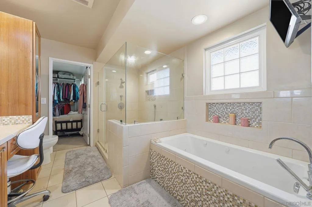 4950 Dafter Dr, San Diego, California 92102 home-pic-22