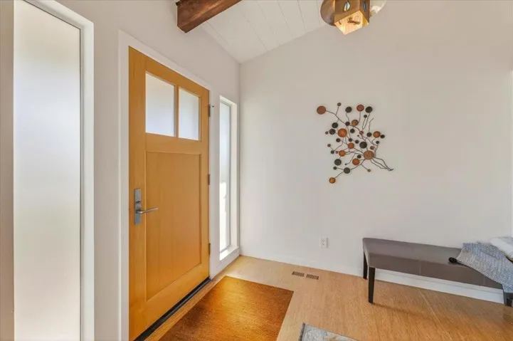 142 11th Street, Pacific Grove, California 93950