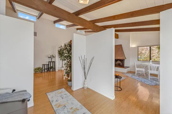 142 11th Street, Pacific Grove, California 93950