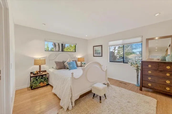 142 11th Street, Pacific Grove, California 93950