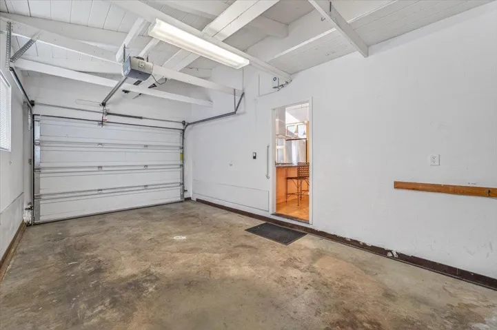 142 11th Street, Pacific Grove, California 93950
