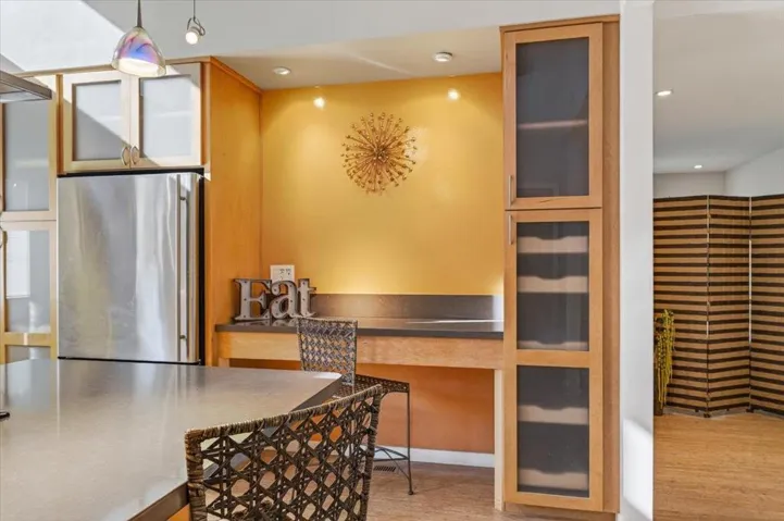 142 11th Street, Pacific Grove, California 93950