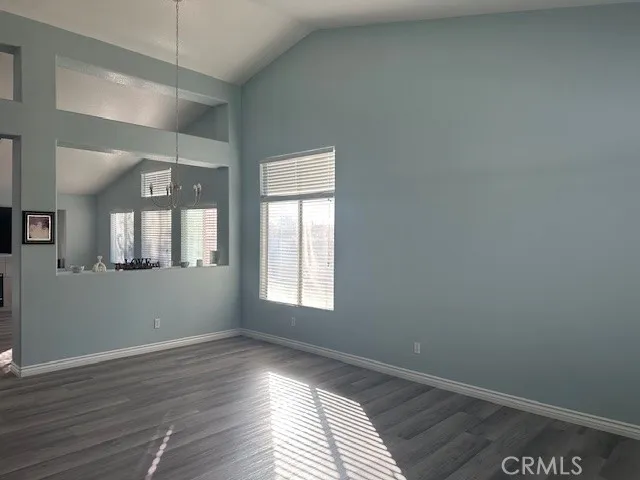 1343 W La Gloria, Rialto, California 92377 home-pic-4