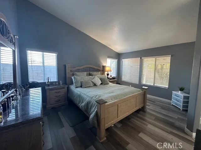 1343 W La Gloria, Rialto, California 92377 home-pic-17