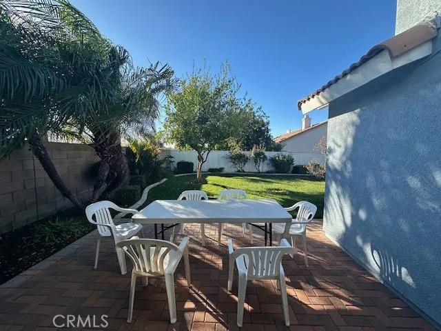 1343 W La Gloria, Rialto, California 92377 home-pic-10