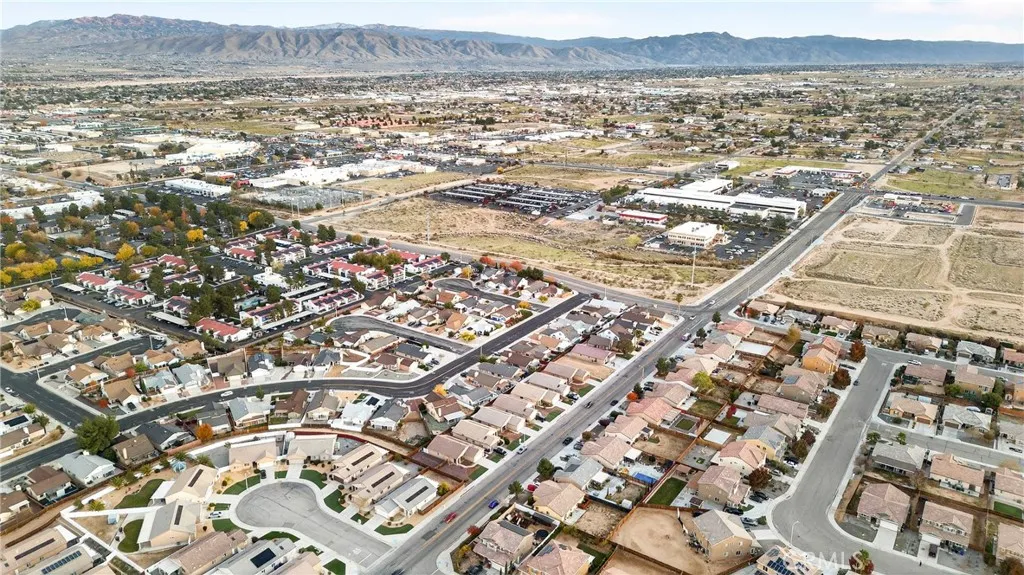 16649 Denham, Victorville, California 92395 home-pic-9
