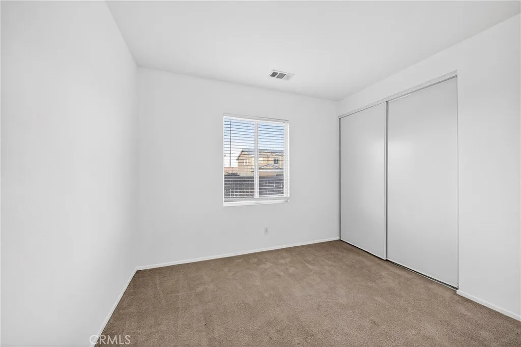 16649 Denham, Victorville, California 92395 home-pic-24