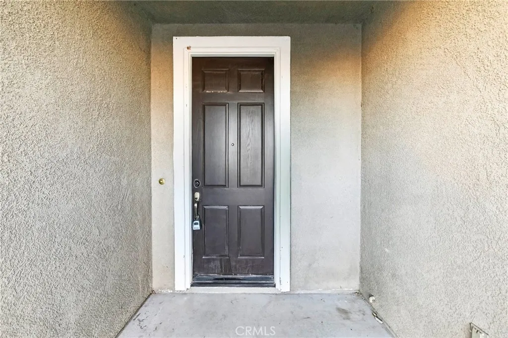 16649 Denham, Victorville, California 92395 home-pic-32