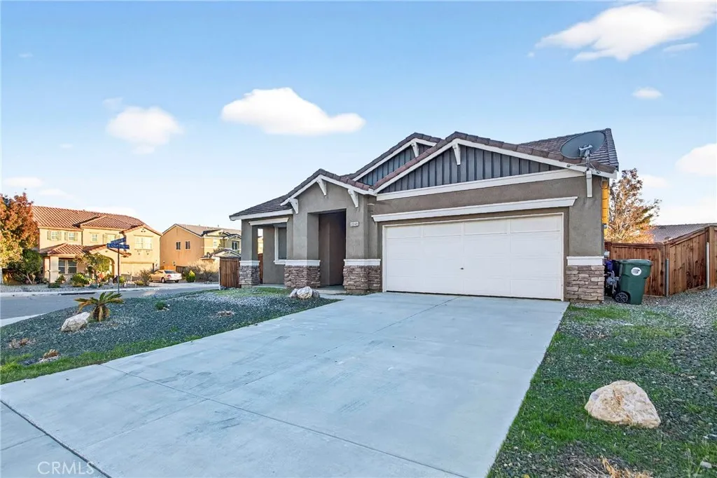16649 Denham, Victorville, California 92395 home-pic-29