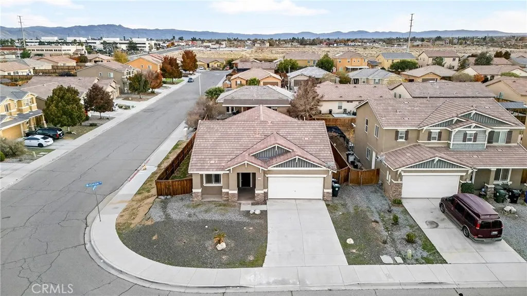 16649 Denham, Victorville, California 92395 home-pic-3