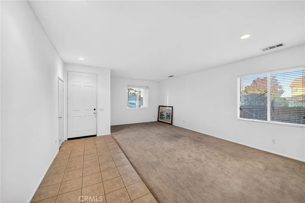 16649 Denham, Victorville, California 92395 home-pic-10