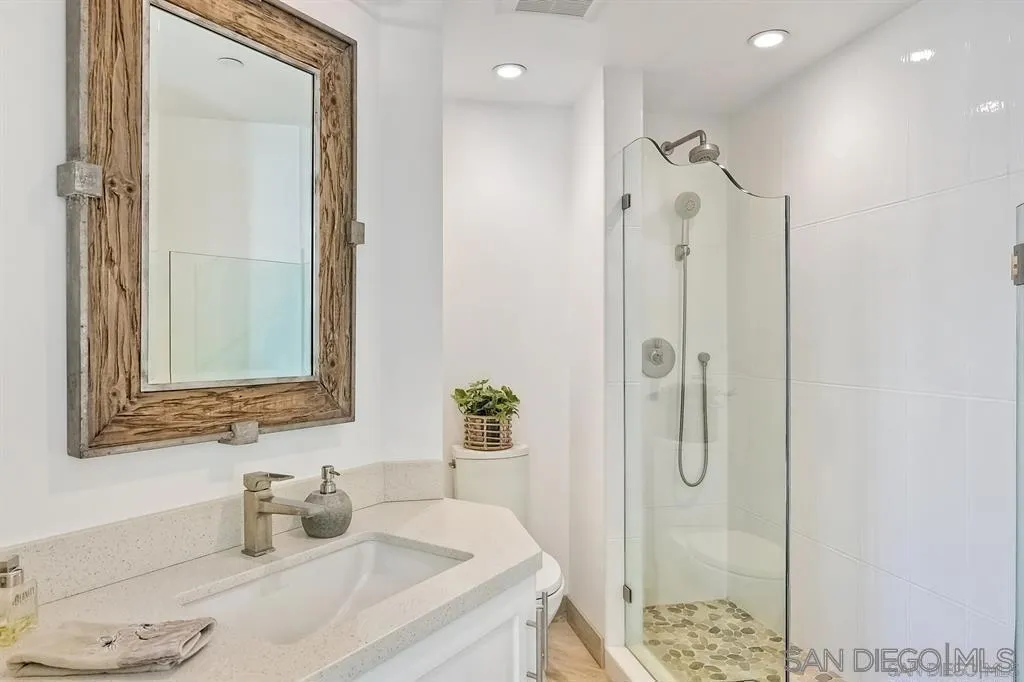 4465 Ocean Blvd Unit 1, San Diego, California 92109 home-pic-15