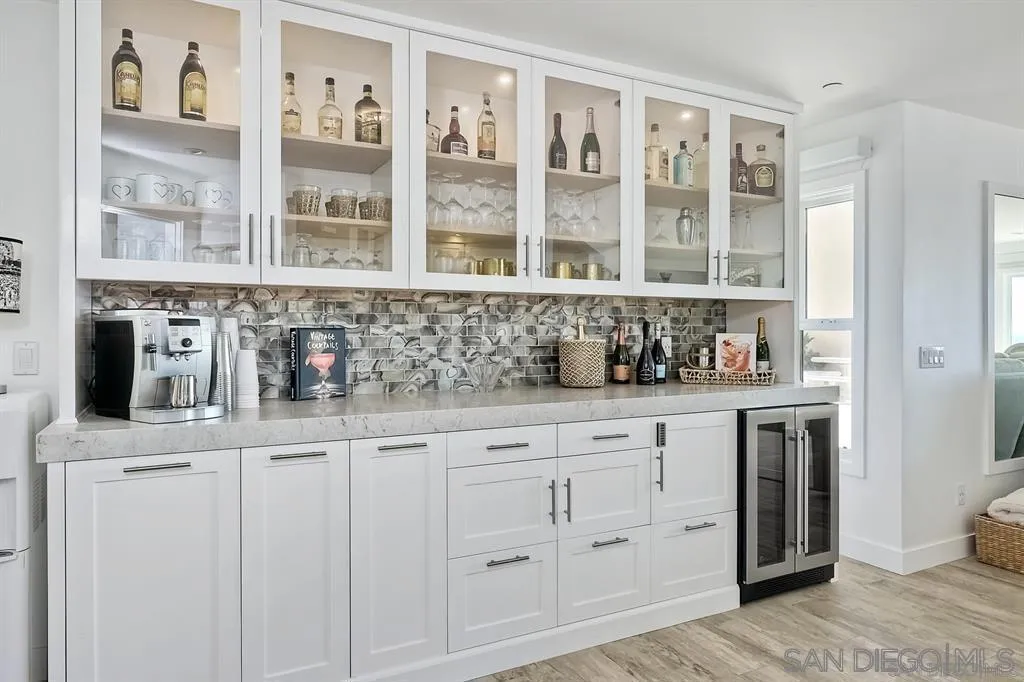 4465 Ocean Blvd Unit 1, San Diego, California 92109 home-pic-4