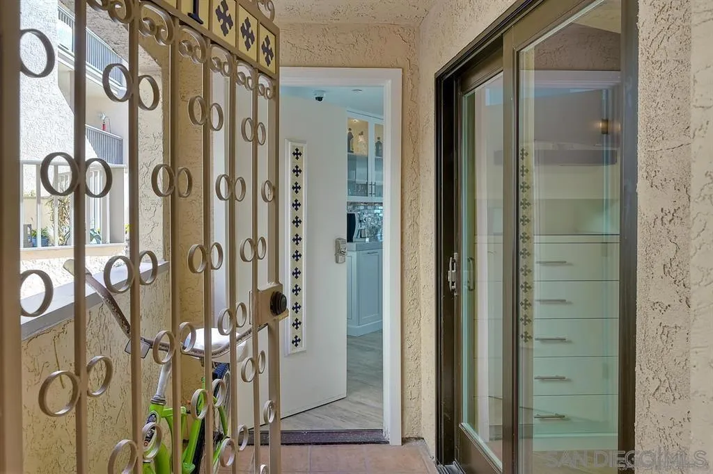 4465 Ocean Blvd Unit 1, San Diego, California 92109 home-pic-3