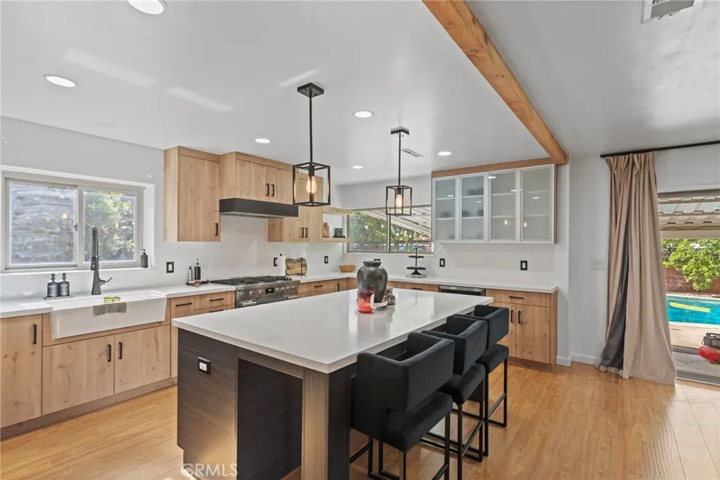 4065 Tenango, Claremont, California 91711 home-pic-4
