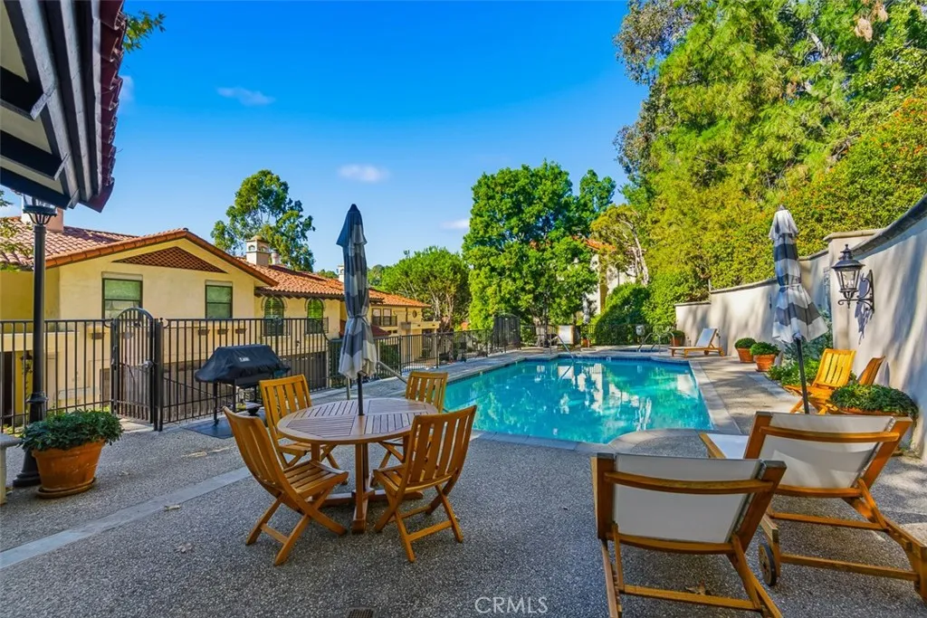 56 N Arroyo, Pasadena, California 91105 home-pic-31