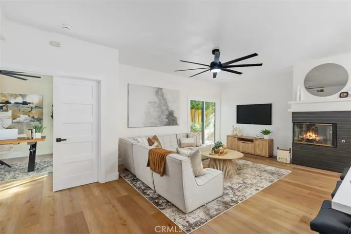 42068 Humber, Temecula, California 92591