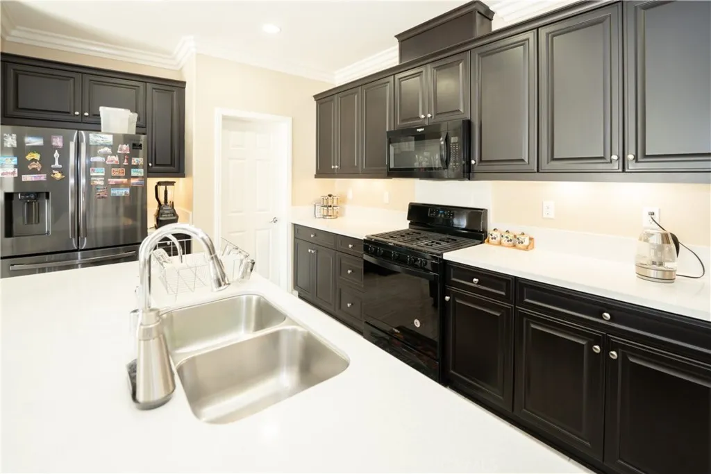 21047 Iron Rail, Riverside, California 92507 home-pic-15