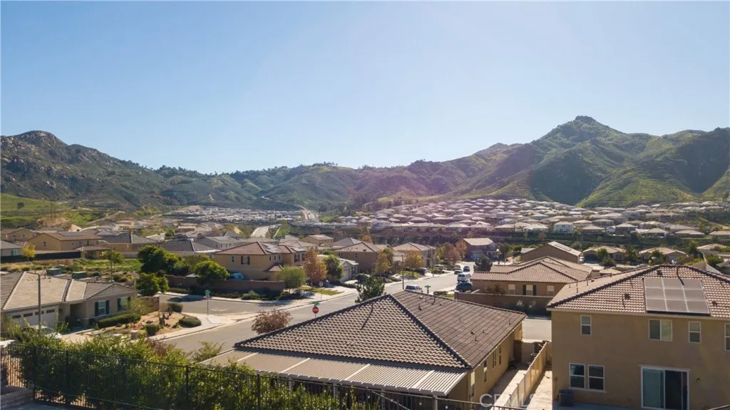 21047 Iron Rail, Riverside, California 92507 home-pic-52