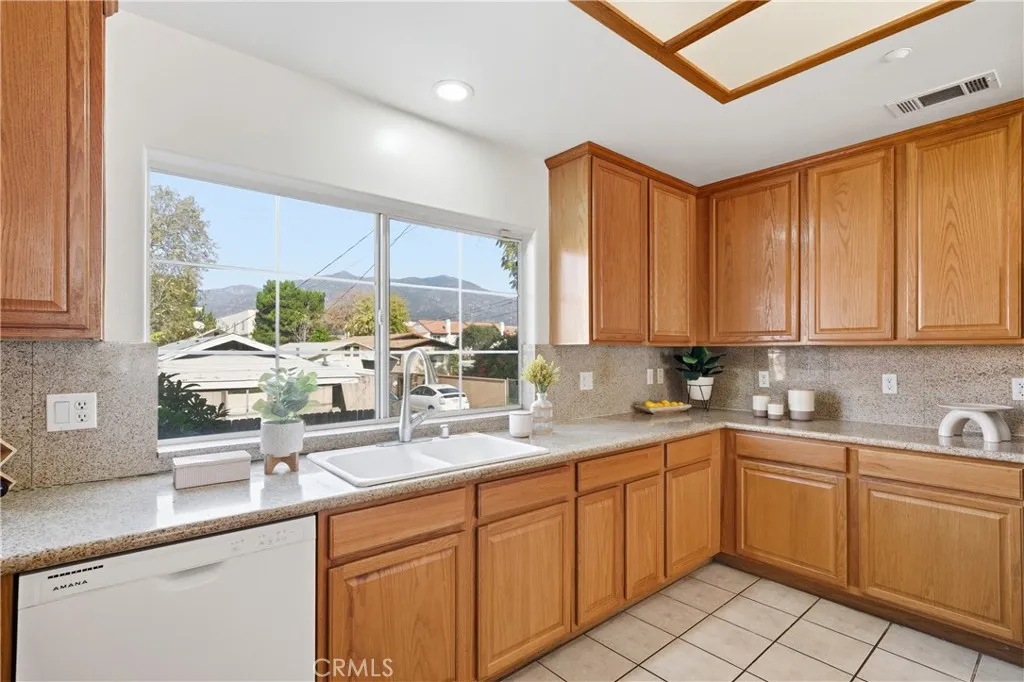 141 California Street, Arcadia, California 91006 home-pic-19