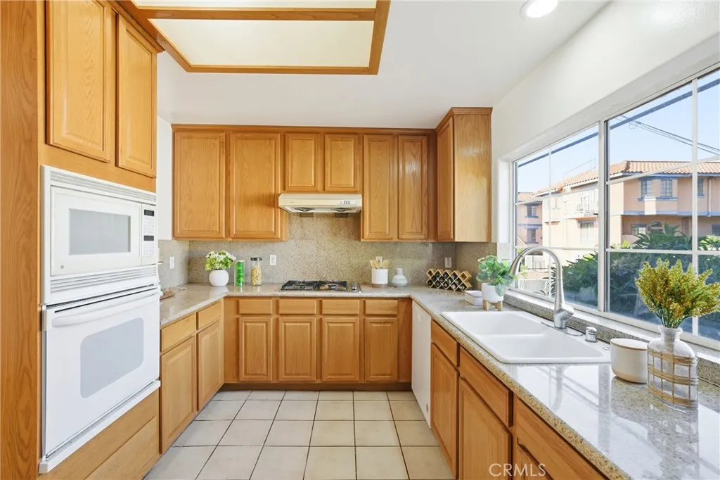 141 California Street, Arcadia, California 91006 home-pic-17