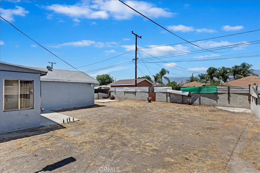 24976 7th Street, San Bernardino, California 92410 home-pic-18