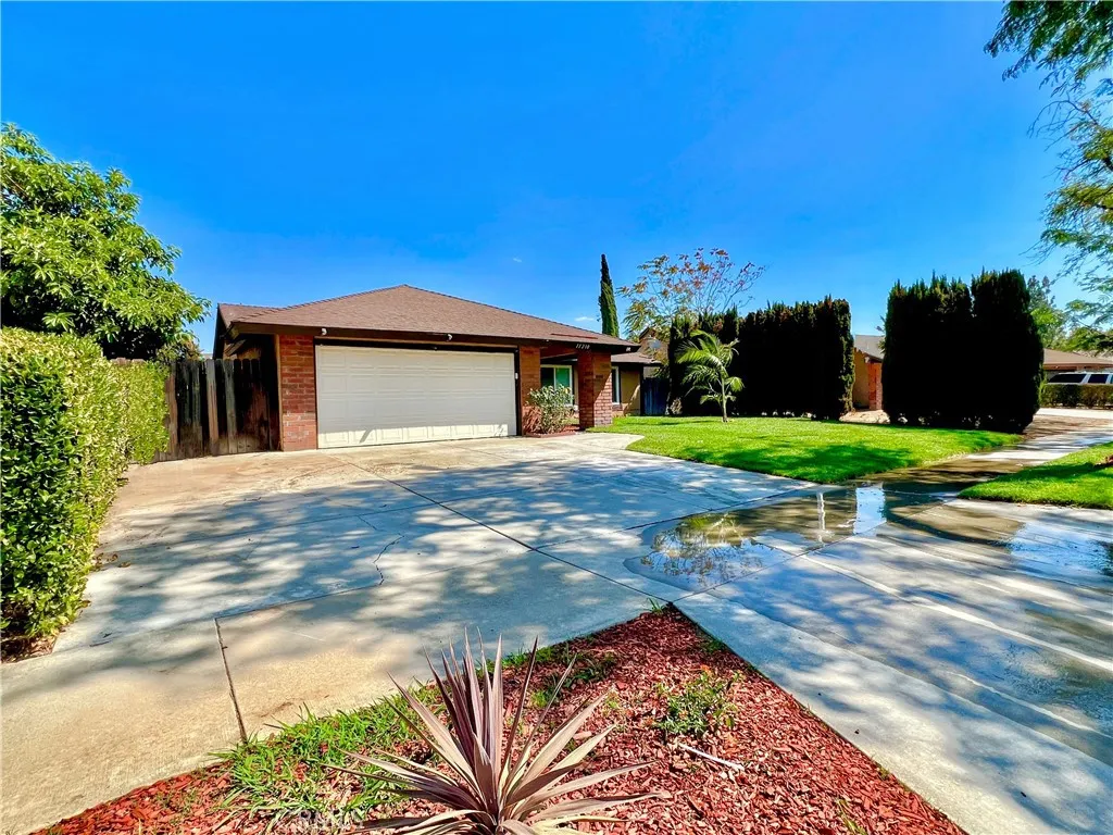 11230 Reliance Drive, Riverside, California 92505 home-pic-0