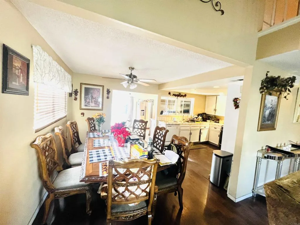 1898 Isla Del Campanero, San Ysidro, California 92173 home-pic-4