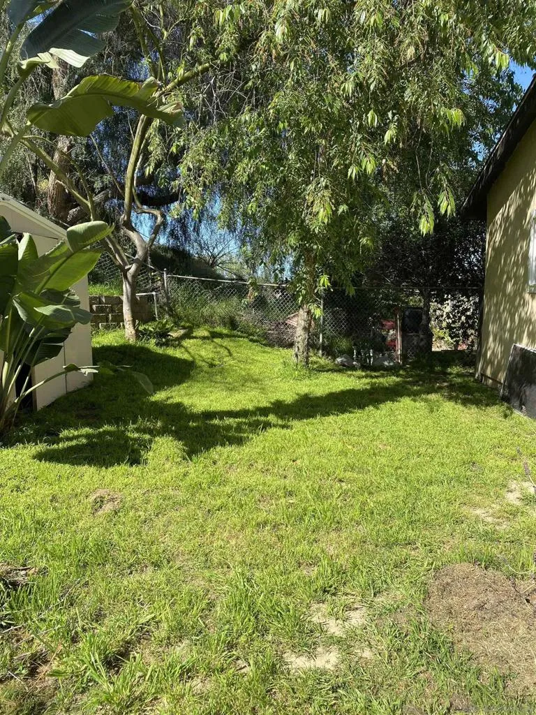 5015 Macario Dr, Oceanside, California 92057 home-pic-0
