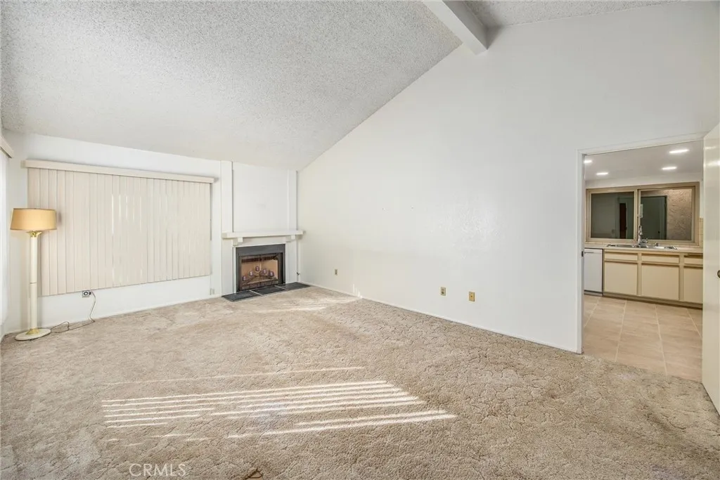 1089 Ardmore Circle, Redlands, California 92374 home-pic-5