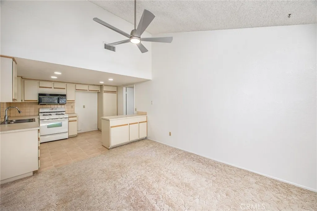 1089 Ardmore Circle, Redlands, California 92374 home-pic-18