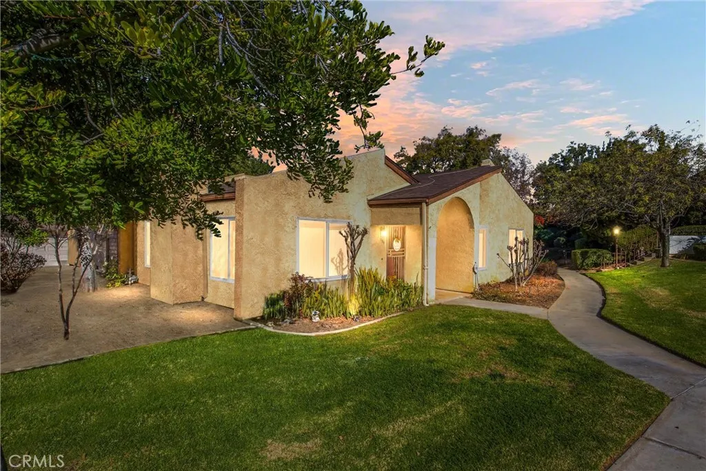 1089 Ardmore Circle, Redlands, California 92374 home-pic-0