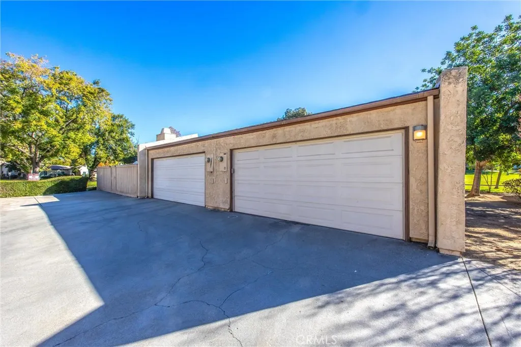 1089 Ardmore Circle, Redlands, California 92374 home-pic-32