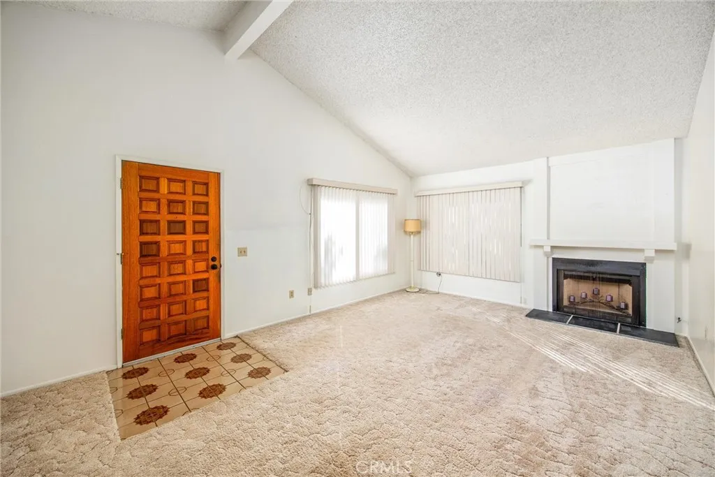1089 Ardmore Circle, Redlands, California 92374 home-pic-9